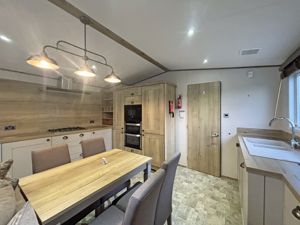 Kitchen- click for photo gallery